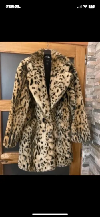 Magnifique manteau léopard, fausse fourrure tendance Zara, taille L glamour