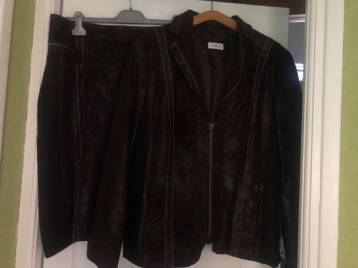 Tailleur jupe et veste