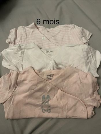 Lots 3 bodies OBAIBI - manches courtes - 6 mois - ouverture devant