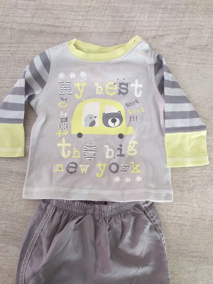 Ensemble pantalon/t-shirt garçon 6 mois - photo numéro 2