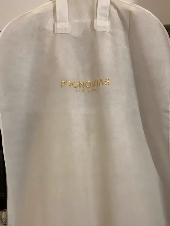 Magnifique robe de mariée pronovias - photo numéro 4