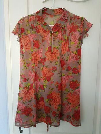 Jolie tunique fleurie Plus