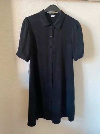 Petite robe noir avec petites manches bouffantes Pinkie 36