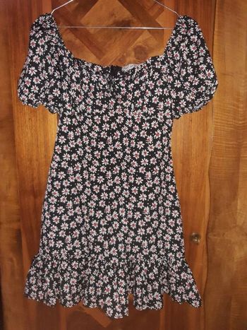 Robe noir à fleurs Etika