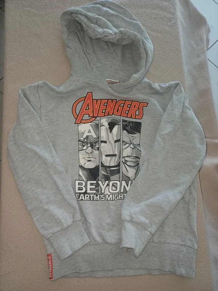 Superbe sweat à capuche 12 ans garçon