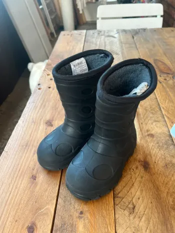 Botte de neige mckinley taille 25