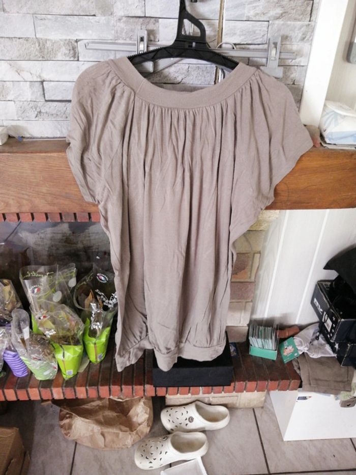 Tee shirt marron - photo numéro 2