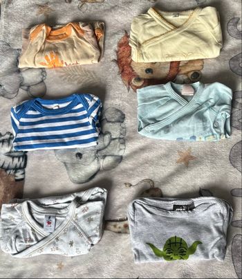 Lot de 6 bodys manches longues taille 3 mois 