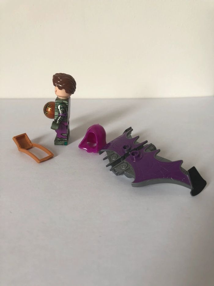 Figurine type lego Bouffon vert. Marvel - photo numéro 4