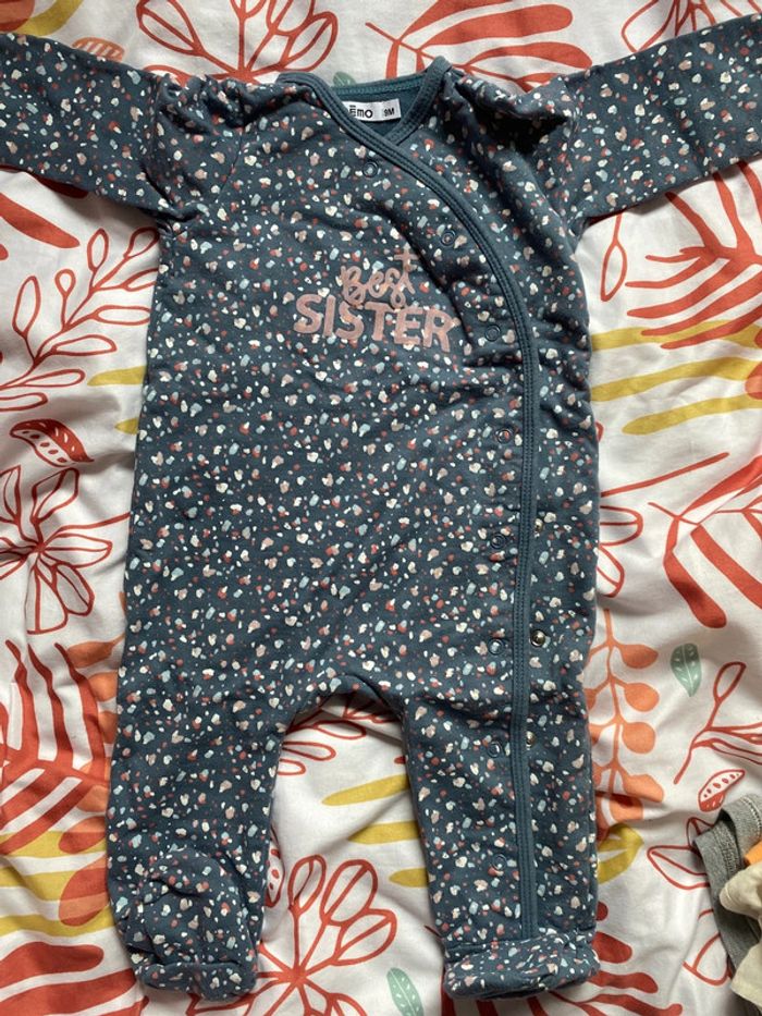Lot de pyjamas - photo numéro 3