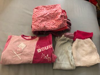 Lot vêtements fille 12 mois