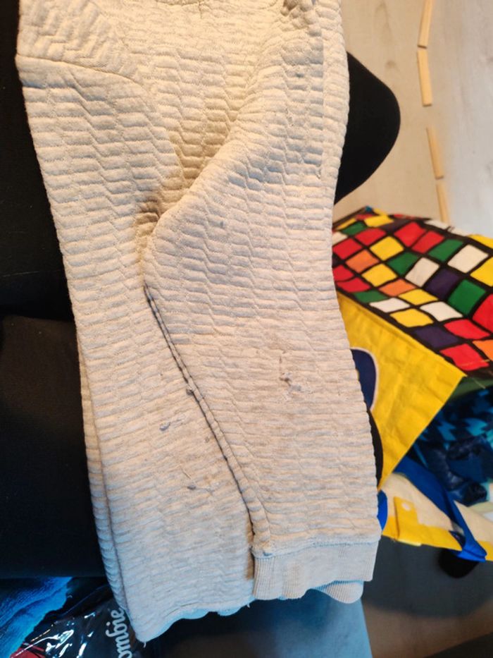 Pull type sweat taille 8 ans - photo numéro 2