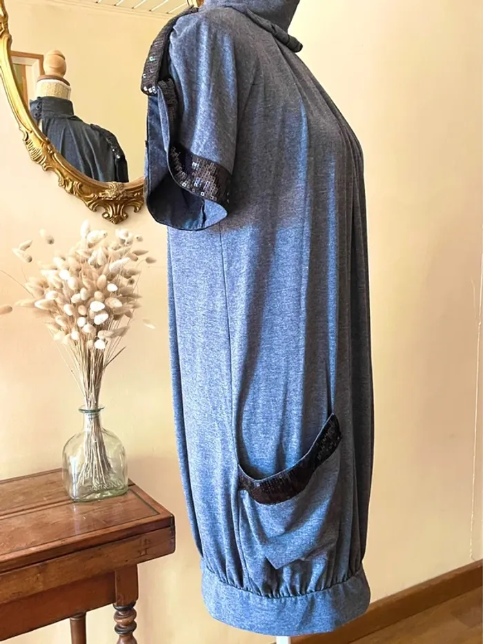 Robe Grise Élégante avec Détails en Sequins - Taille unique - photo numéro 7
