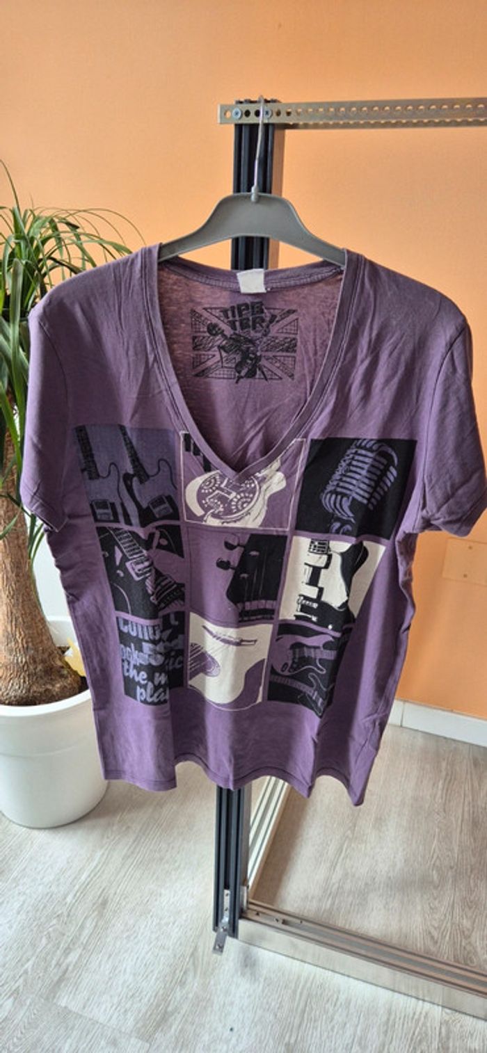 Tee shirt