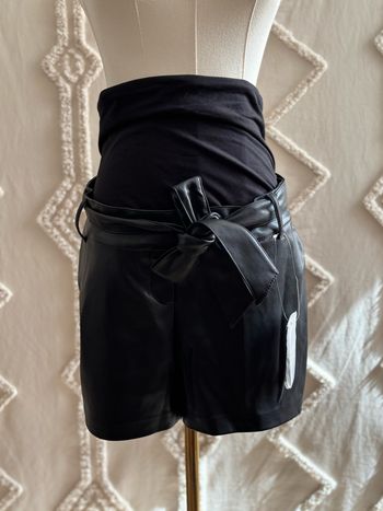 Short de grossesse, similicuir Kiabi, taille 36