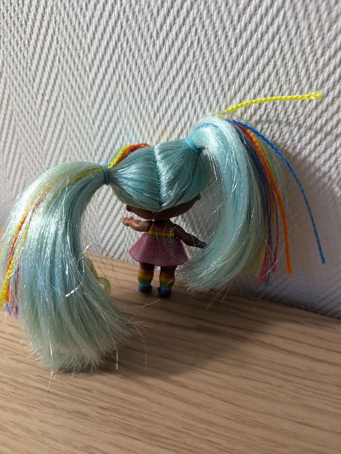 Poupée lol surprise hair goals raver - photo numéro 3