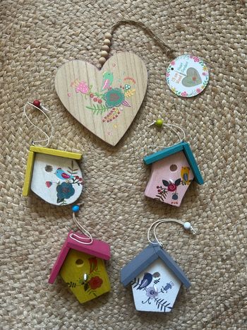 5 décorations  en bois oiseau 
