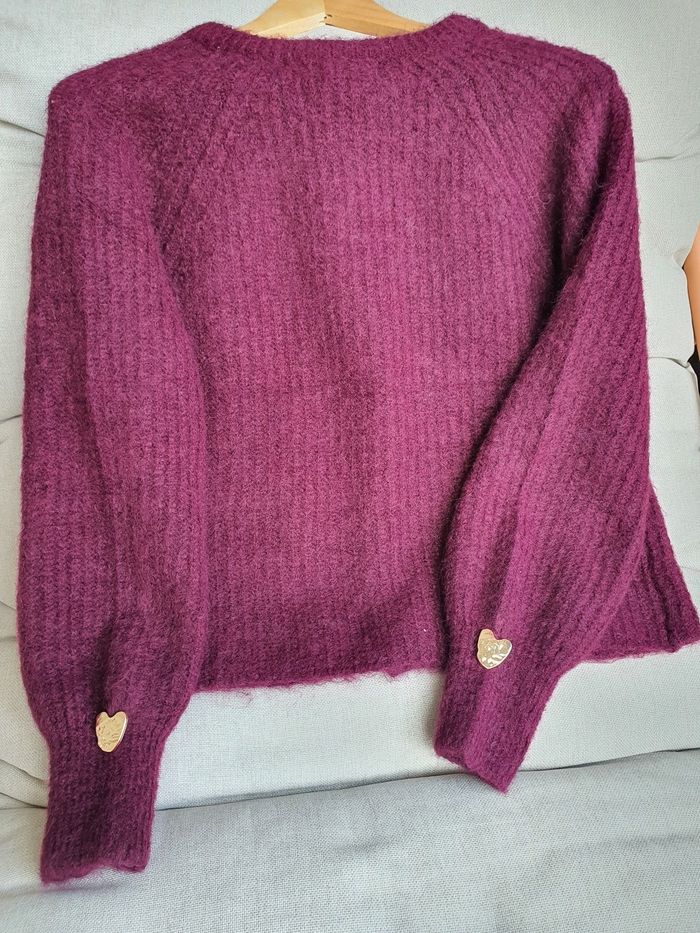 Cardigan pull laine prune bouton doré - photo numéro 2
