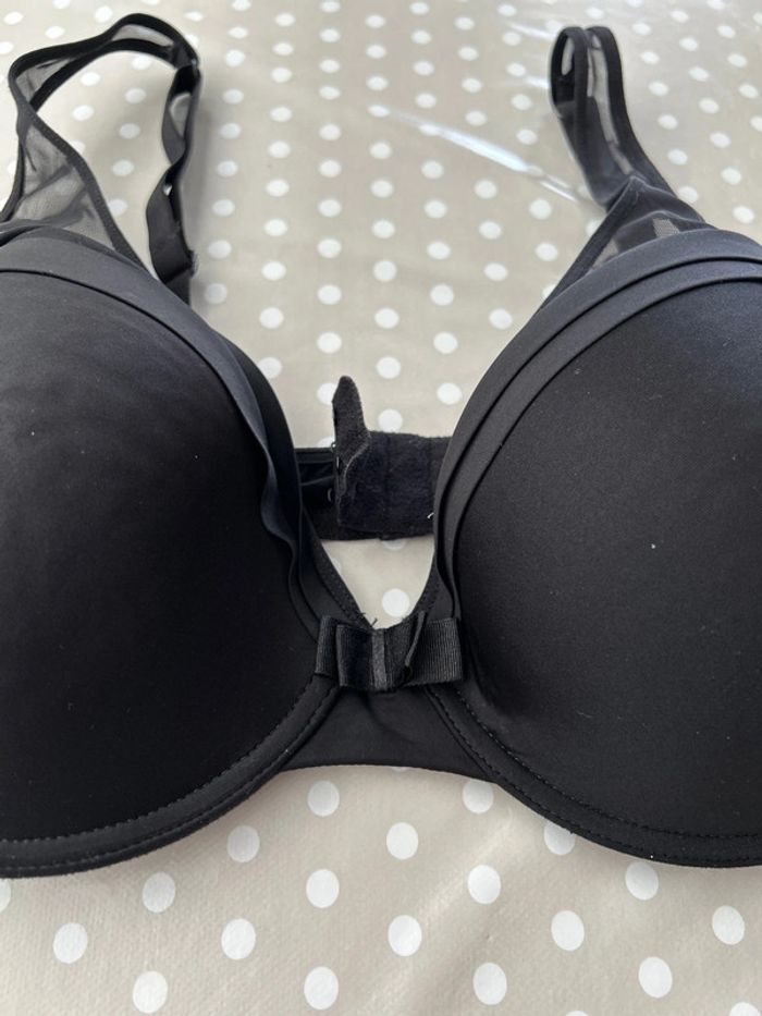 Soutien-gorge - photo numéro 2