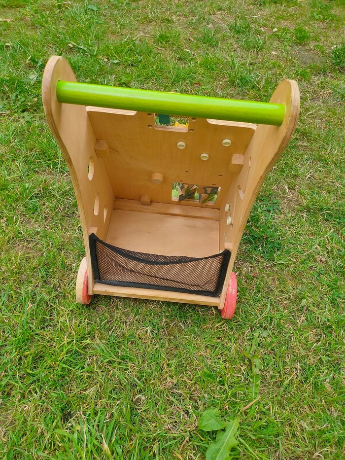 Chariot de marche en bois - photo numéro 3