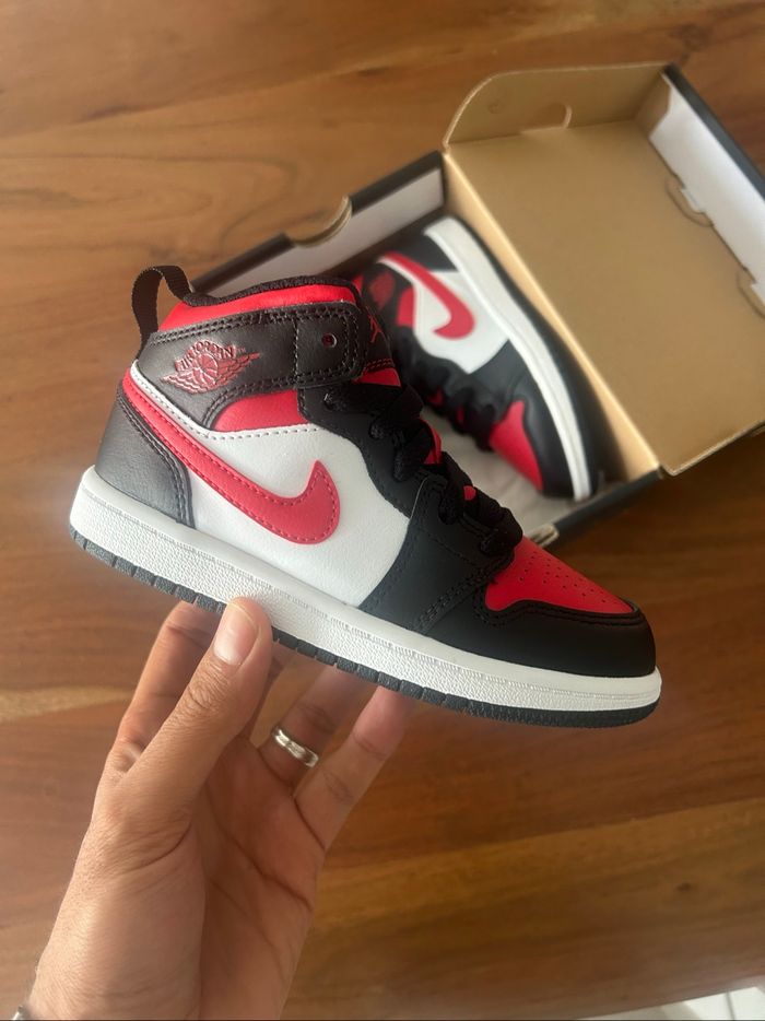 Jordan 1 taille 28