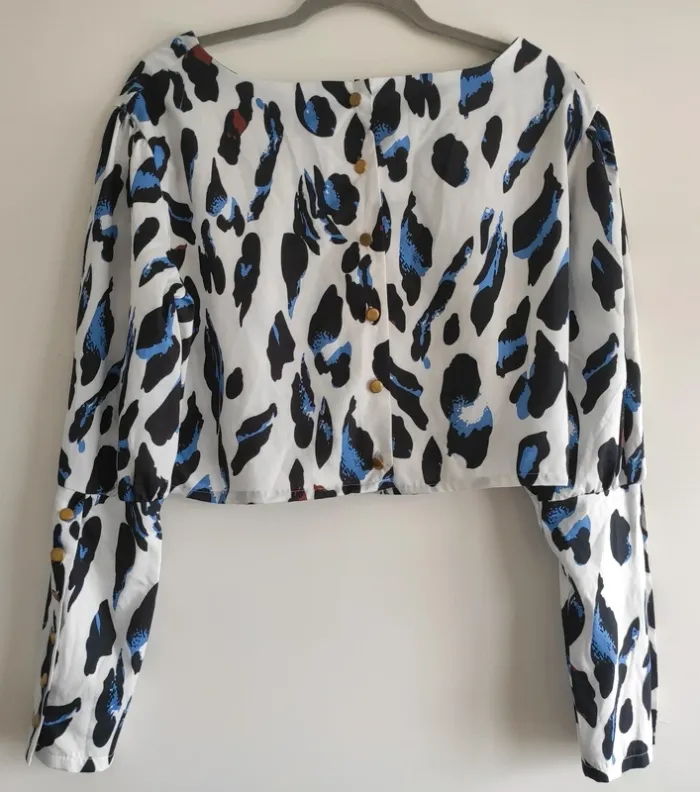 Blouse courte crop top léopard- Drop Sauvage - photo numéro 5
