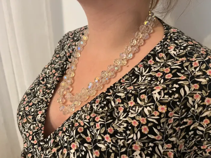Beau collier double rang 1950 perles en verre irisées - photo numéro 2