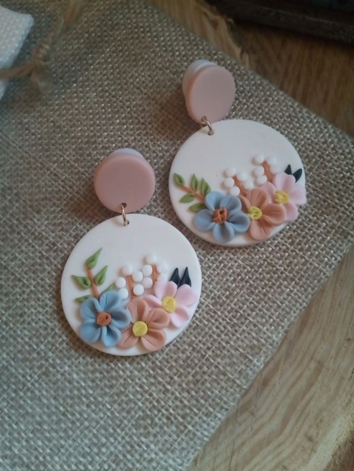 Boucles d'oreilles pastel