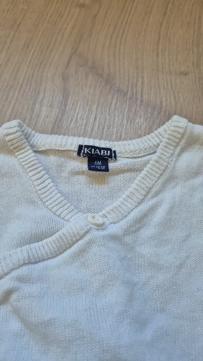 Pull Kiabi 6 mois - photo numéro 3