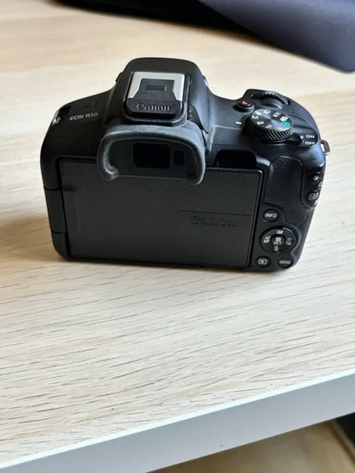 Canon EOS R50 + Objectif 18-45mm IS STM - photo numéro 4