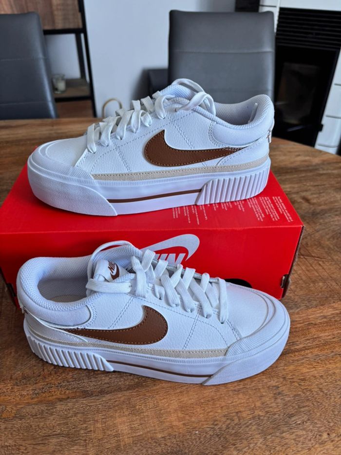 Baskets Nike P.35,5 Neuves unisex - photo numéro 7