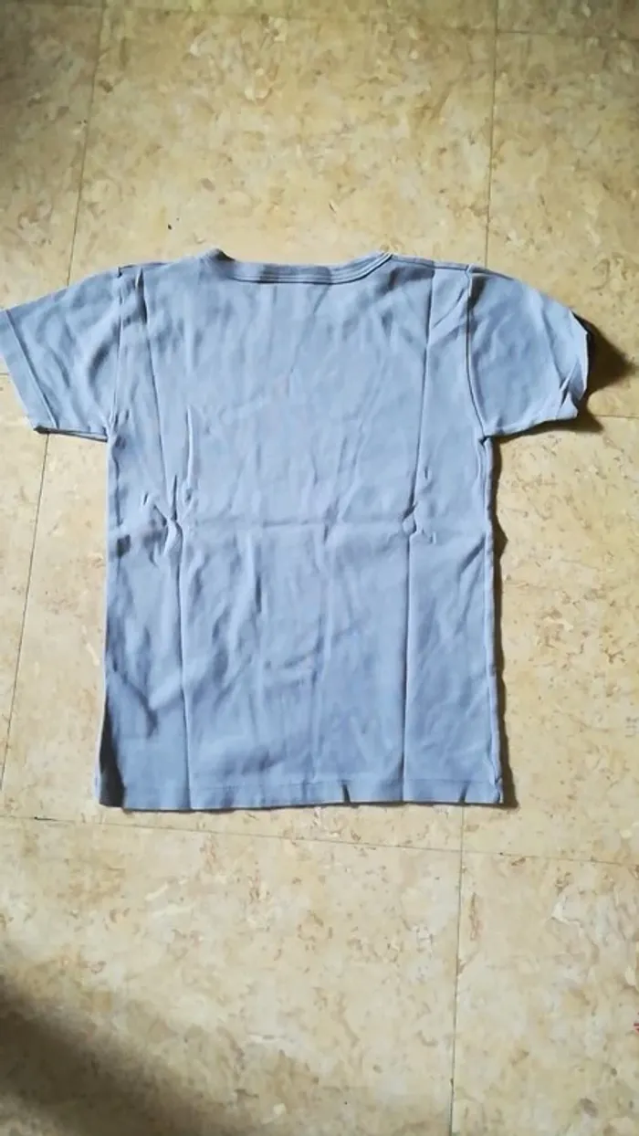 T-shirt 8 ans - photo numéro 3