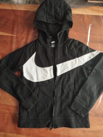 Veste Nike à capuche 12 ans