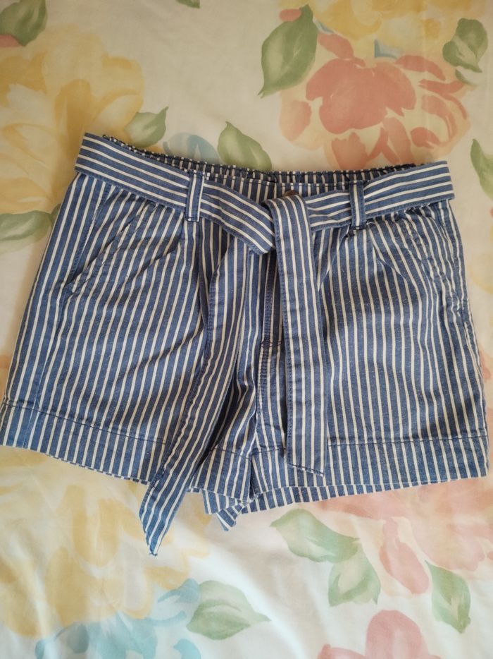 Lot vêtements fille 5 pièces.. 6ans - photo numéro 6