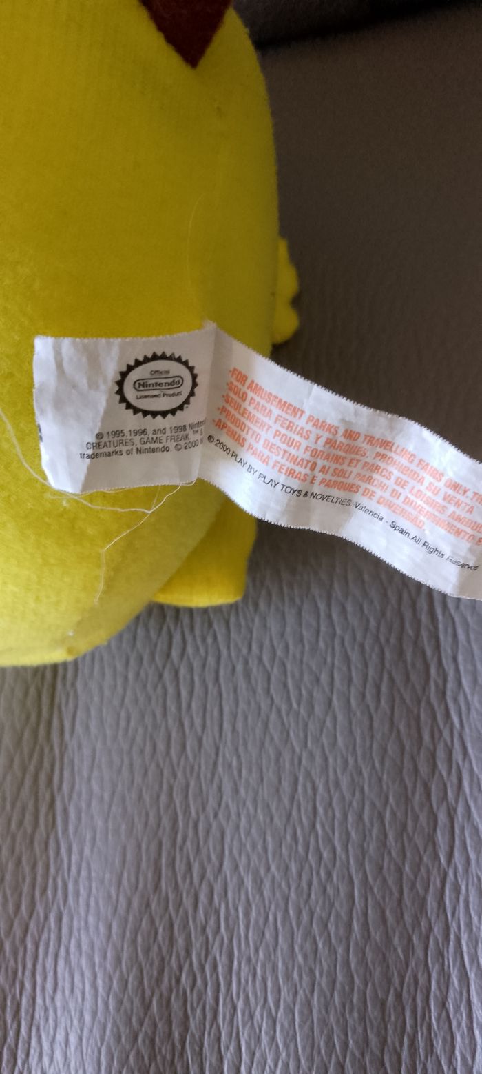 Peluche pikachu vintage collector 1995 nintendo play by play . 19 CMS Très bon état . - photo numéro 2