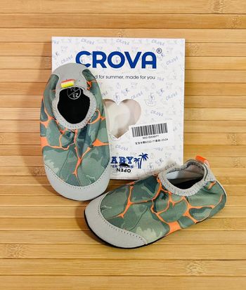 Chaussure aquatique orange et verte 23/24