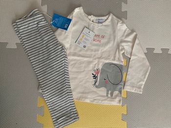 Ensemble tee-shirt legging