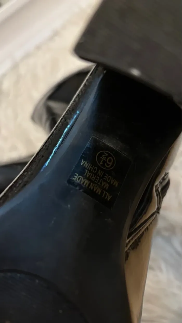 Bottines vernies à talons - photo numéro 5