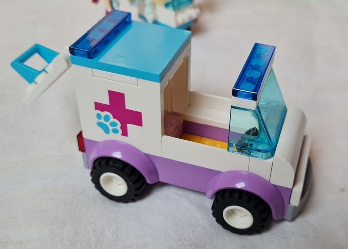 Lego clinique vétérinaire de Mia 10728 - photo numéro 3