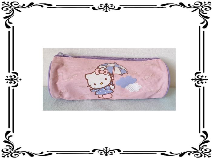 Trousse Hello Kitty.