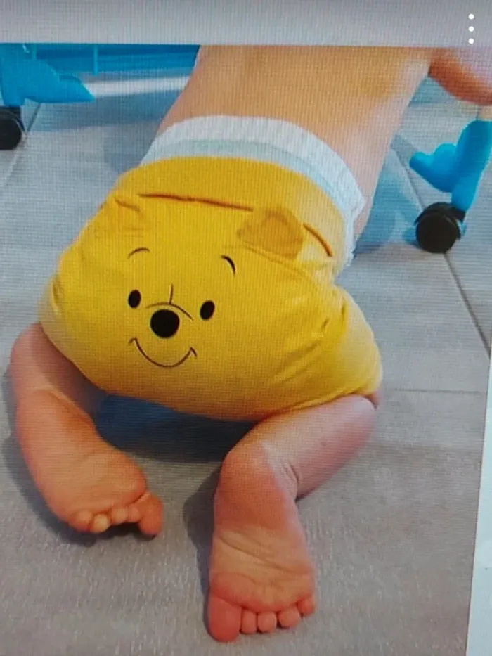 Ensemble short et bonnet Winnie l'ourson 6 mois - photo numéro 2