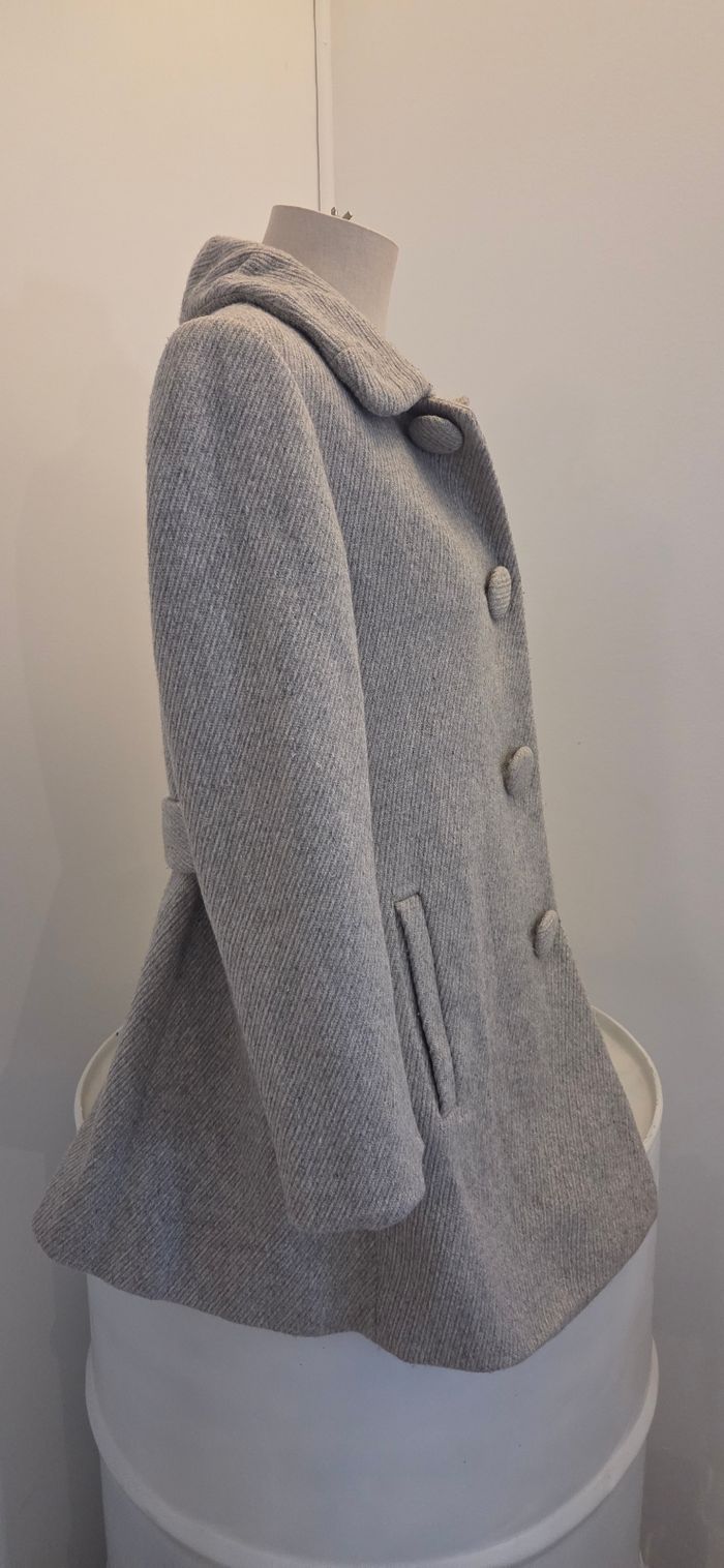 Manteau Nine West gris clair en laine – coupe évasée chic & col Claudine, taille 36/38 - photo numéro 9