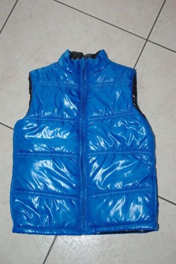 doudoune veste blouson bleu réversible en noir garçon en 10 ans