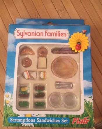 Scrumptious Sandwiches set sylvanian families 4718 vintage