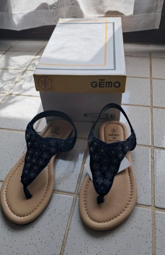 Sandales fille neuves taille 29 bleu marine - photo numéro 2