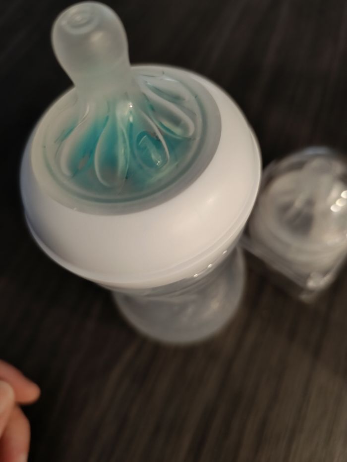 Biberons+ tétines - photo numéro 3