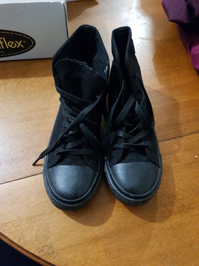 Chaussures LH La halle taille 36 noir