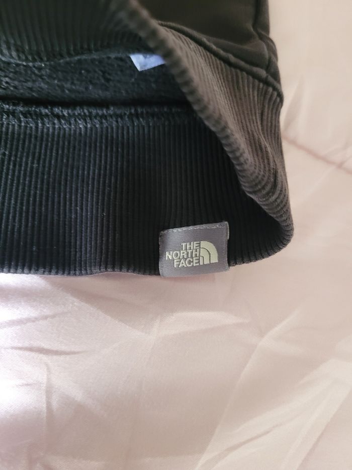 sweat the north face 12ans (5e) - photo numéro 4