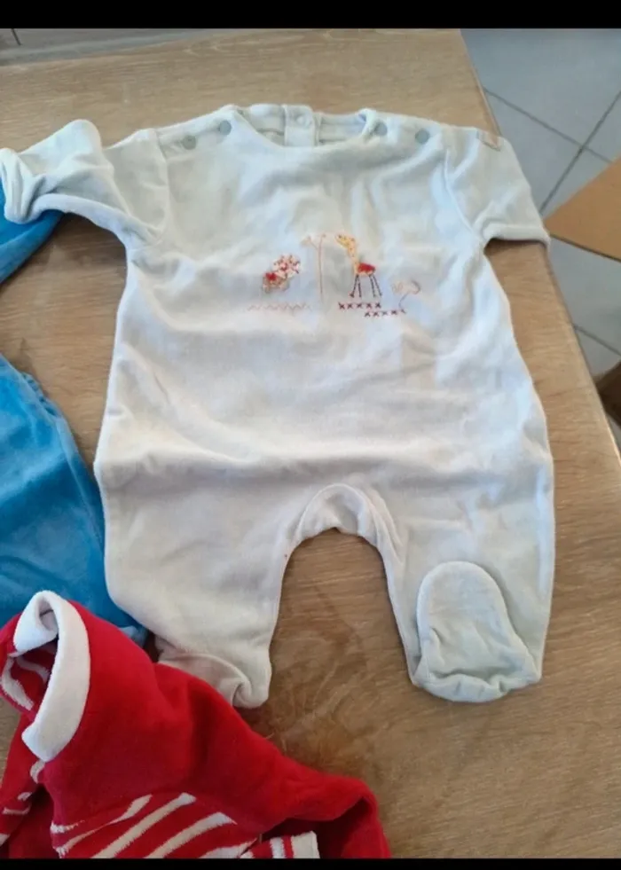 Lot 3 pyjamas hivers garçon 1 mois - photo numéro 5
