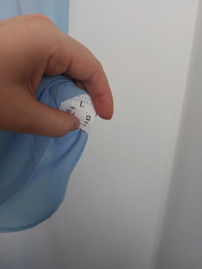 T-shirt taille L - photo numéro 4